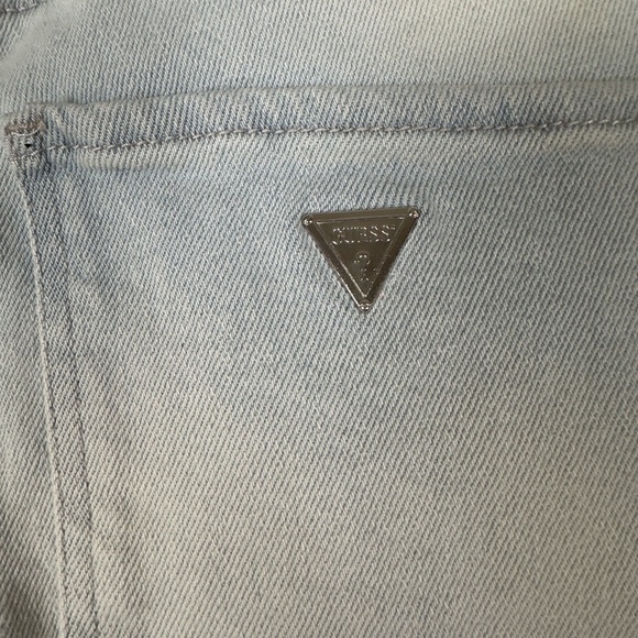 NWT GUESS Jeans Womens 25 Aurora Slashed Slim Straight Light Wash High Rise Blue - Picture 14 of 16